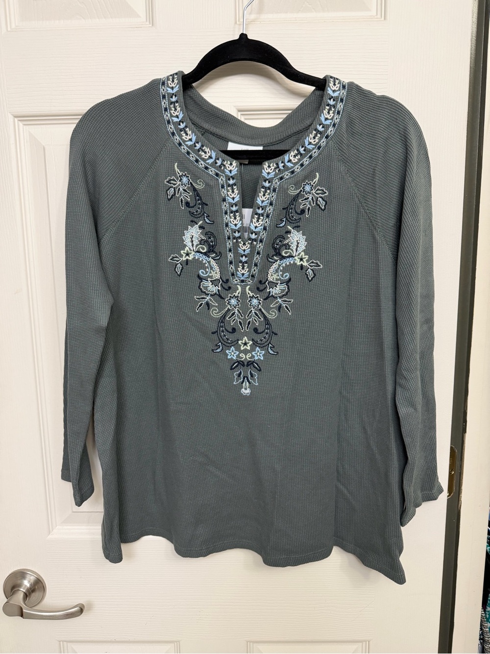 NWT Embroidered Waffle Knit Pullover Top